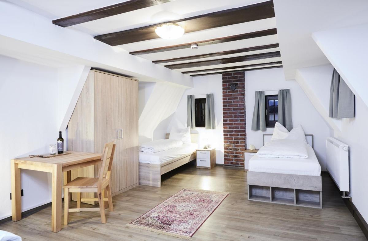 Ferienwohnung Gentilburg Und Gaertnerhaus Aschaffenburg Exterior foto