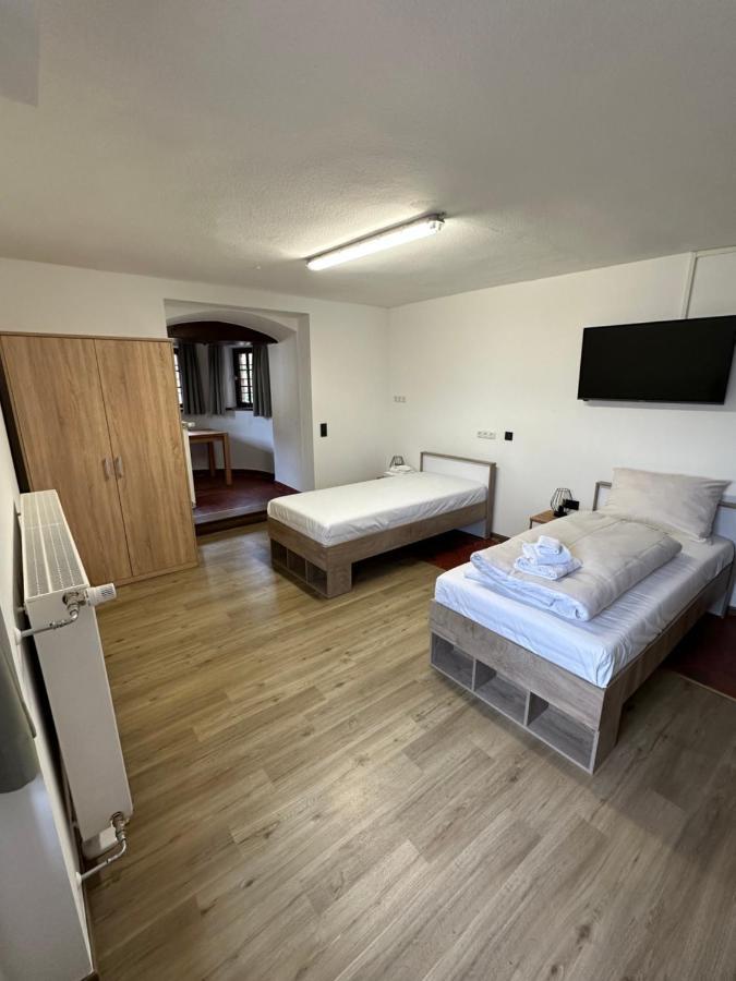 Ferienwohnung Gentilburg Und Gaertnerhaus Aschaffenburg Exterior foto